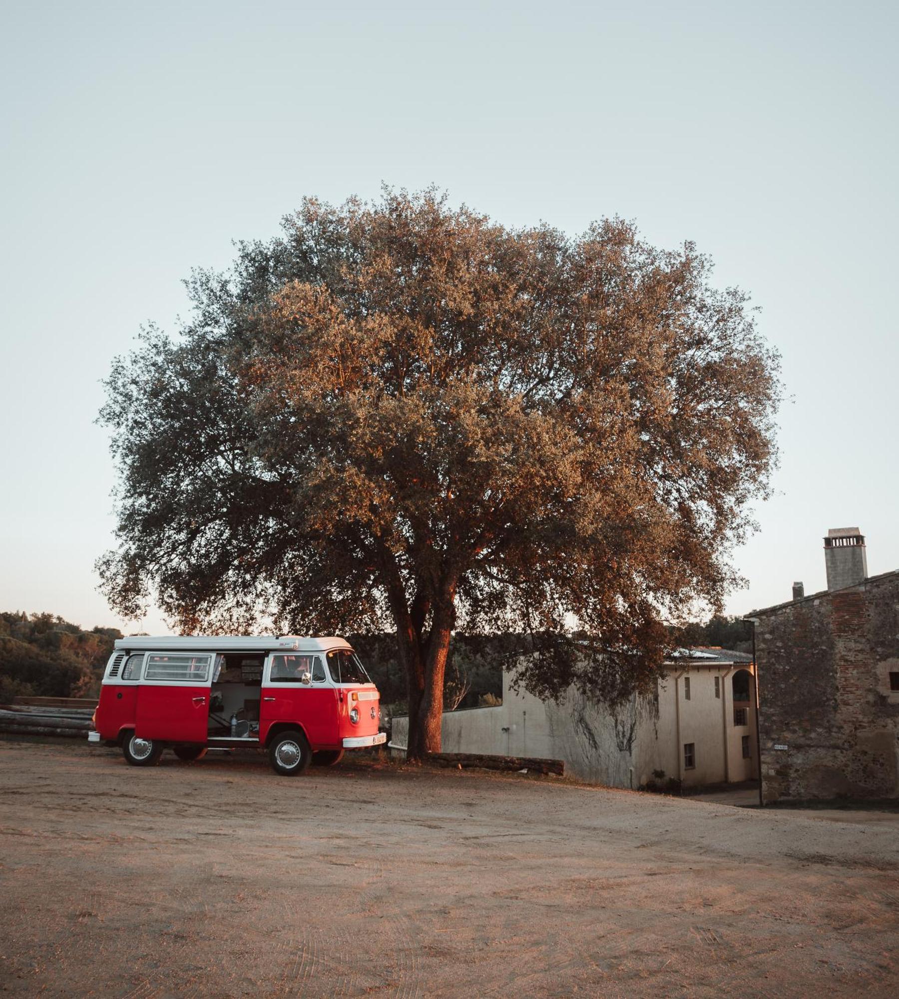 Retro Vw Kombi T2 Campervan L'Hospitalet de Llobregat Bagian luar foto
