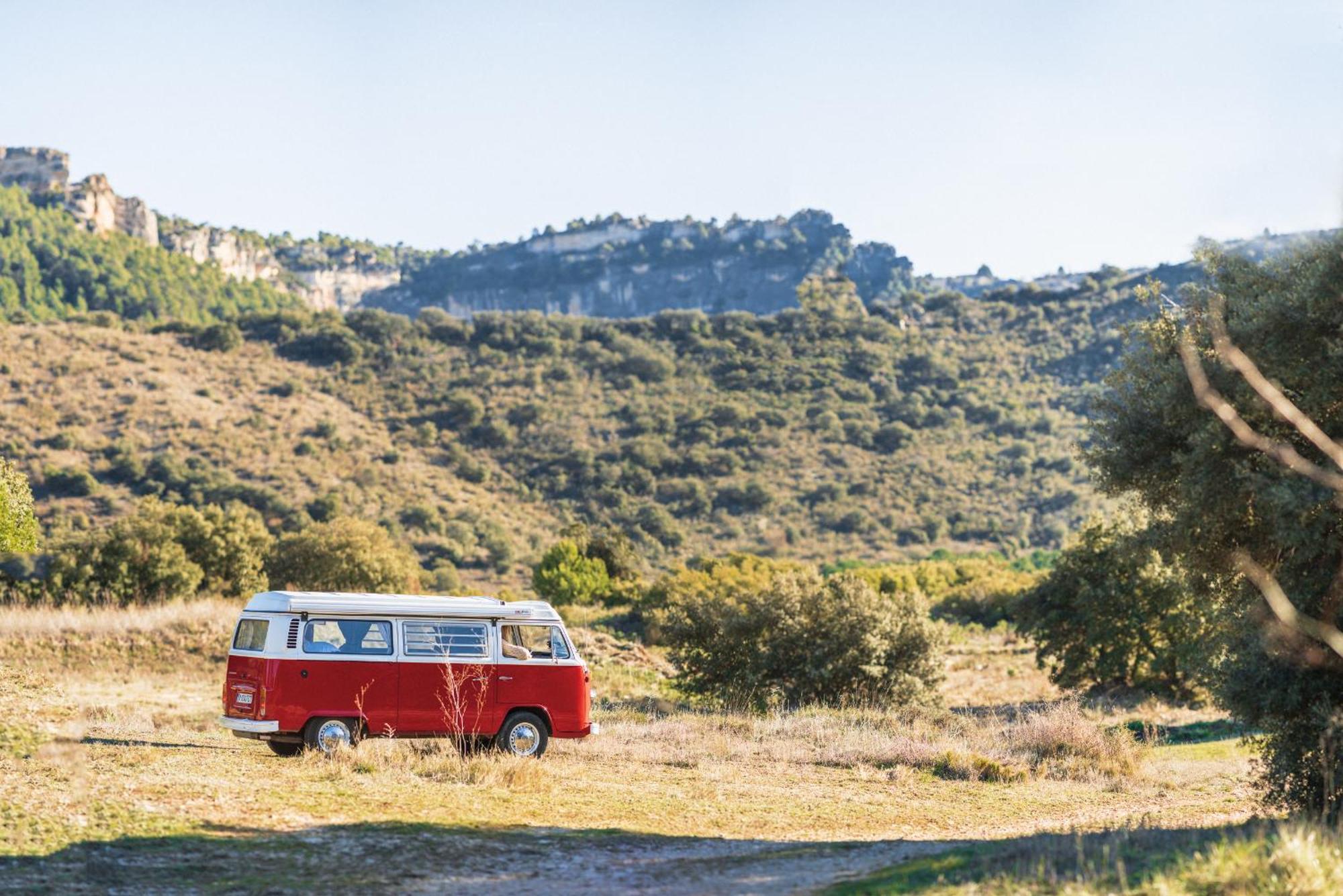 Retro Vw Kombi T2 Campervan L'Hospitalet de Llobregat Bagian luar foto